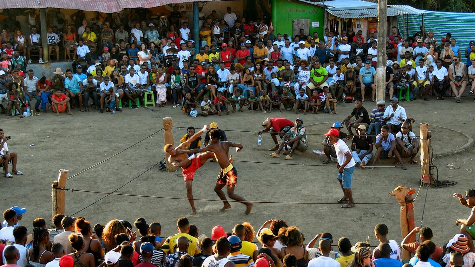 A kick mid-bout